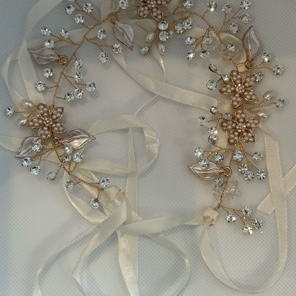 SWEETV Handmade Gold Flower Girl Headband – Pearl & Crystal Halo – NWT - Picture 6 of 14